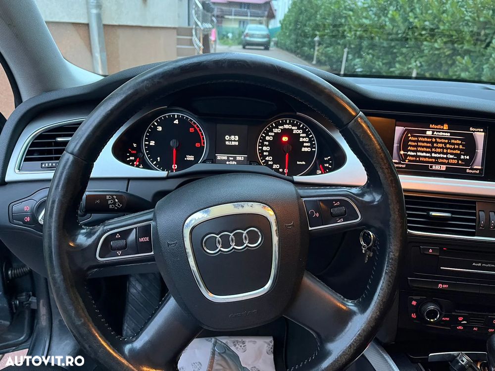 Audi A4 2.0 TDI B8 - 8