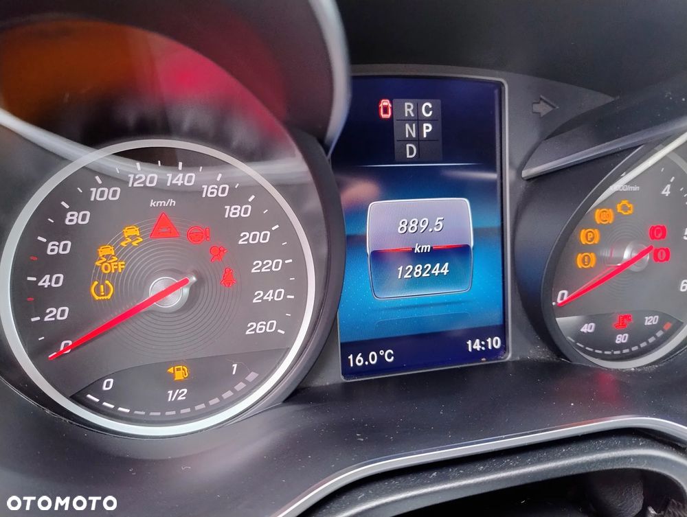Mercedes-Benz Klasa V 300 d Extralang 4Matic 9G-TRONIC Avantgarde Edition - 29
