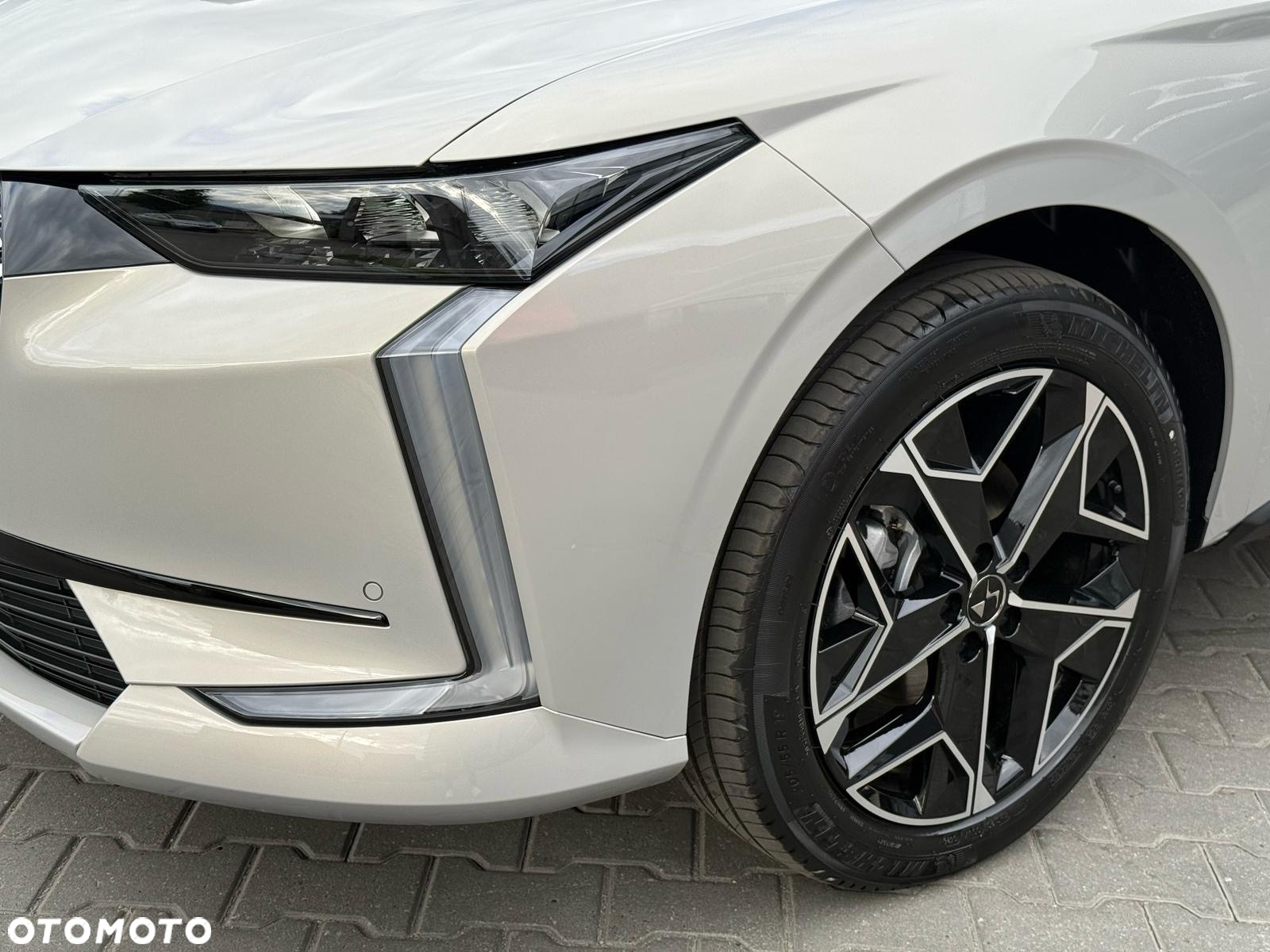 DS Automobiles DS 4 1.5 BlueHDi Pallas - 10