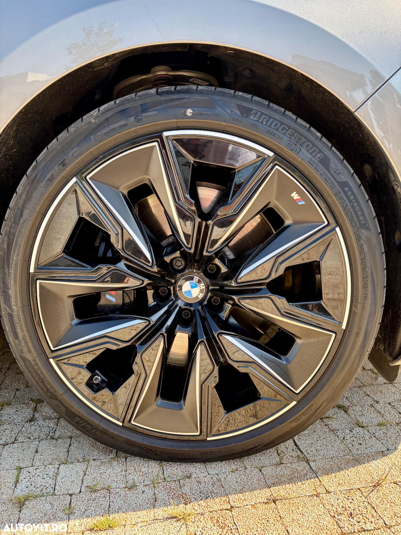 BMW i7 xDrive60 - 9