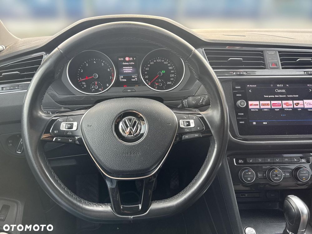 Volkswagen Tiguan - 16