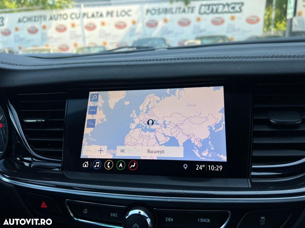 Opel Insignia - 11
