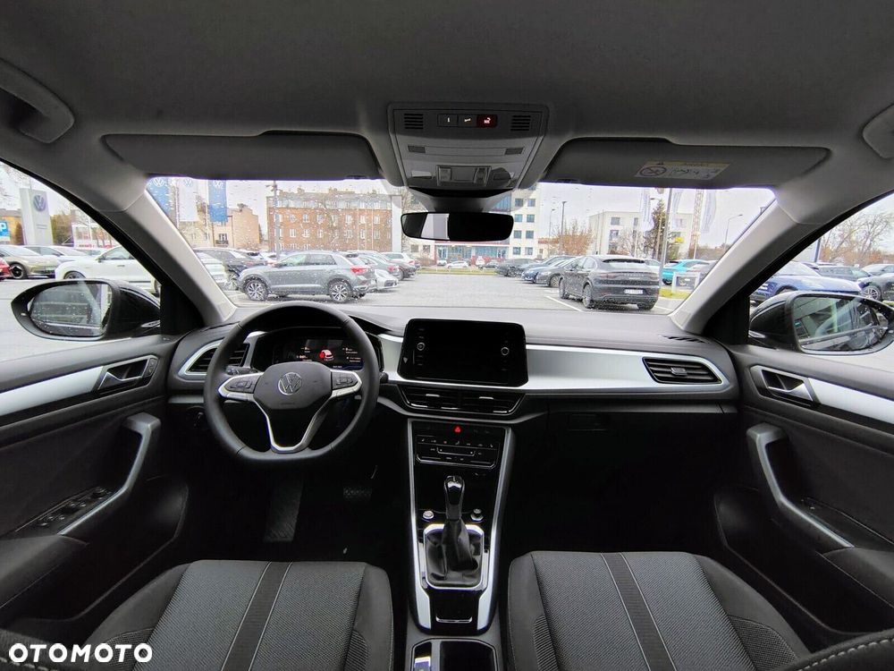 Volkswagen T-Roc - 13