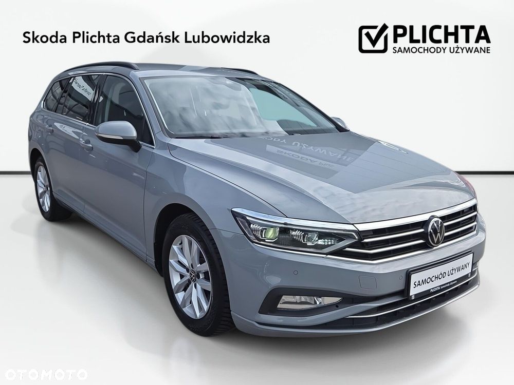 Volkswagen Passat Variant 2.0 TDI EVO Essence DSG - 4
