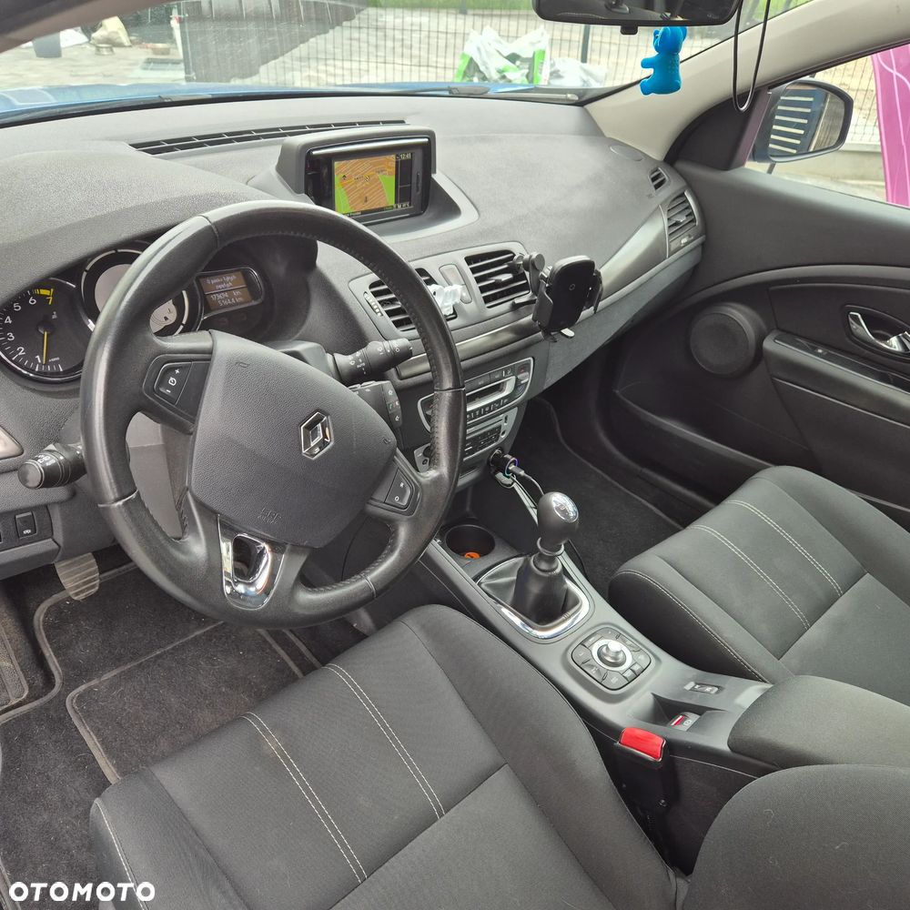 Renault Megane ENERGY TCe 130 Start & Stop LIMITED - 8