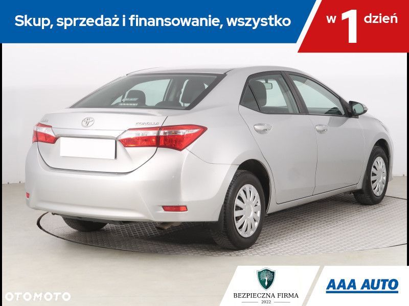 Toyota Corolla - 6