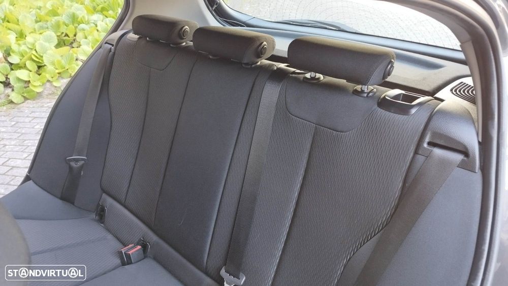 BMW 116 d EDynamics Advantage - 15