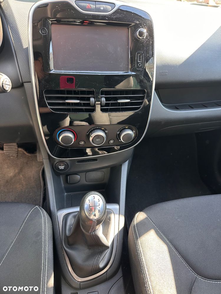 Renault Clio 0.9 TCe Limited - 11