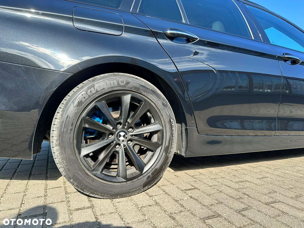 BMW Seria 5 520d - 4