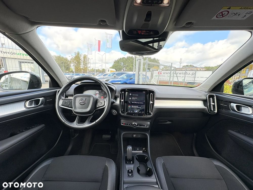 Volvo XC 40 T5 AWD Momentum Pro - 28