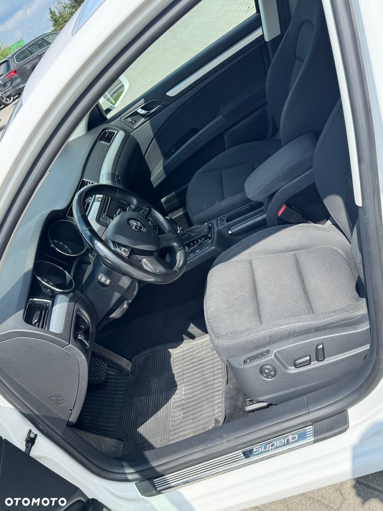 Skoda Superb 2.0 TDI Elegance DSG - 15