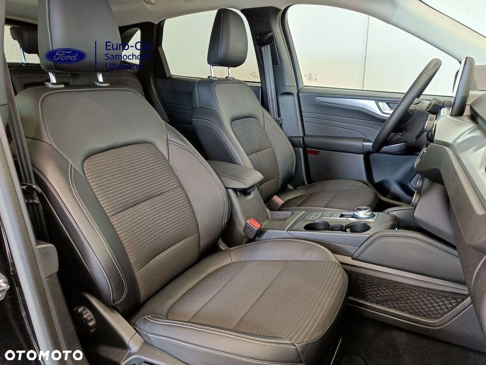 Ford Kuga - 14