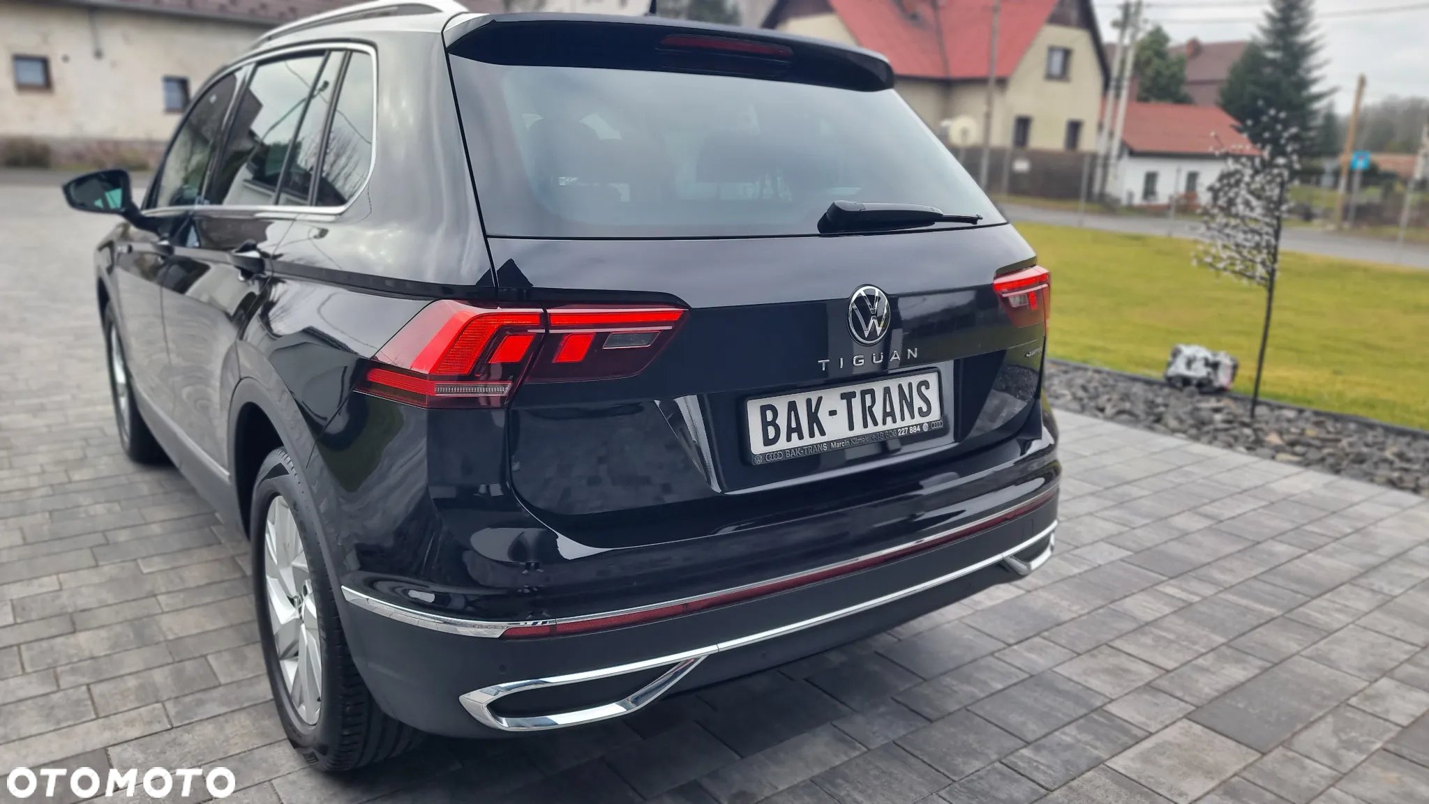 Volkswagen Tiguan 2.0 TDI SCR 4MOTION DSG Elegance - 32