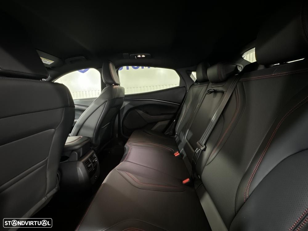 Ford Mustang Mach-E AWD PREMIUM - 10