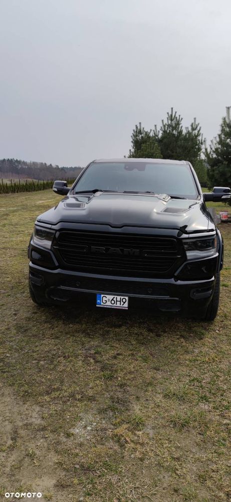 RAM 1500 Crew Cab Laramie - 3