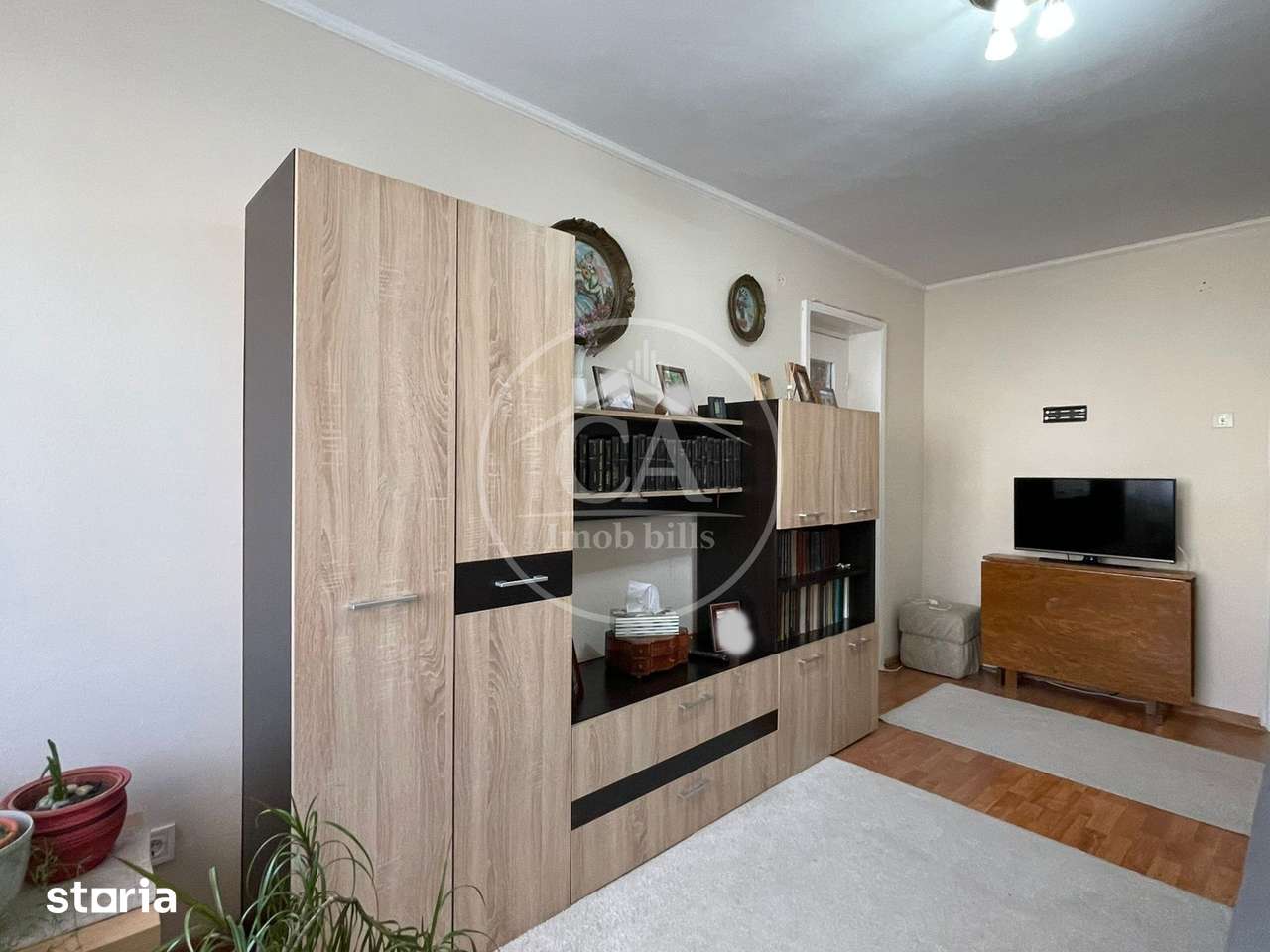 Apartament de vânzare cu 2 camere în zona Velența, Oradea — fotografia 3