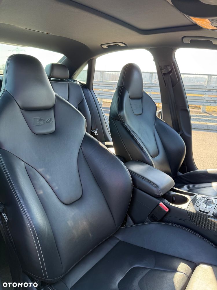 Audi S4 Limousine - 14