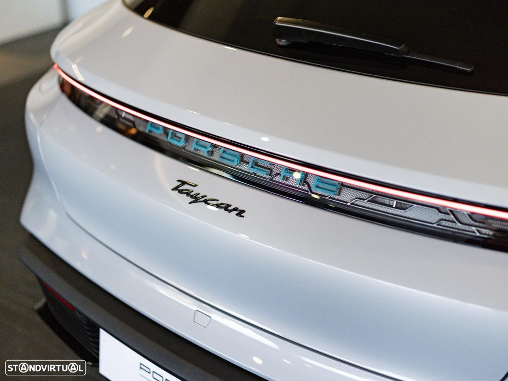 Porsche Taycan Sport Turismo 4S - 15