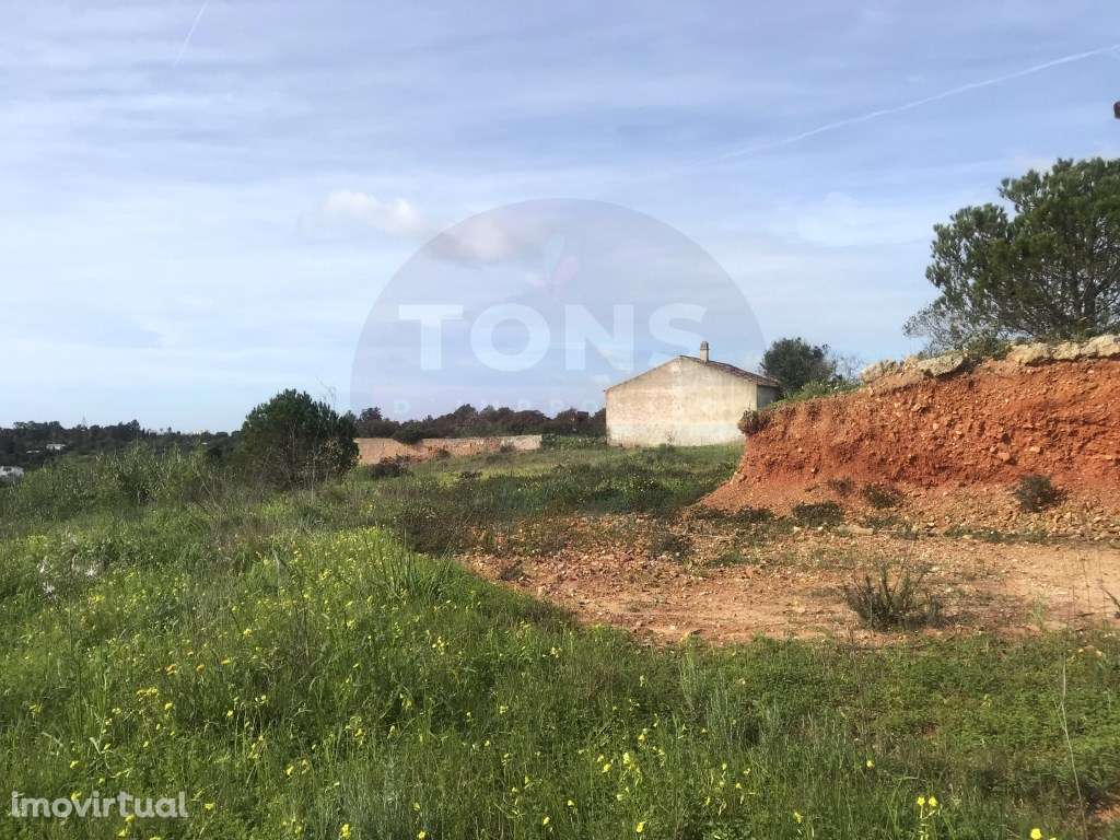 Oportunidade de Investimento - Lote de Terreno com Projeto Aprovado - Grande imagem: 2/14