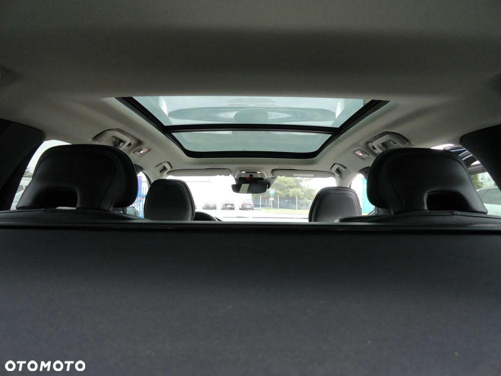 Volvo V60 D3 Drive-E Dynamic Edition (Momentum) - 13