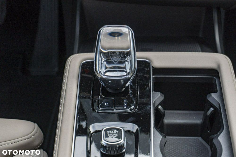 Volvo XC 90 - 23