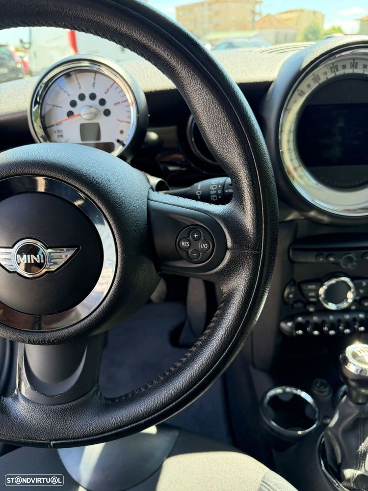 MINI 3 Portas Cooper D - 9