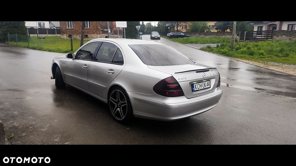 Mercedes-Benz Klasa E - 4