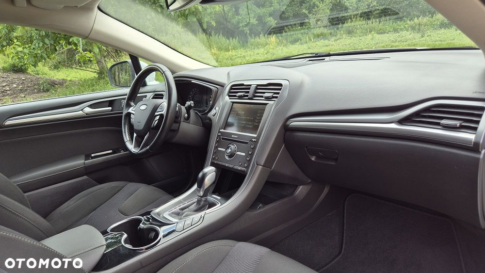 Ford Mondeo 2.0 TDCi Titanium PowerShift - 6