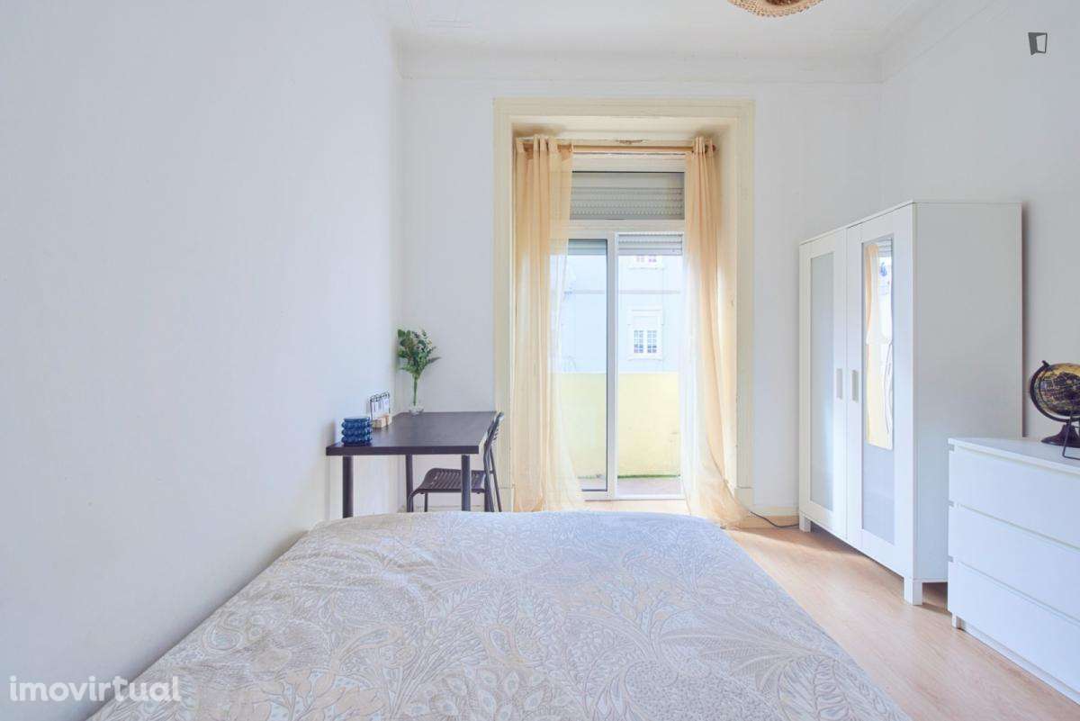 Quarto - localizado em Alameda Lisbon - Grande imagem: 3/16