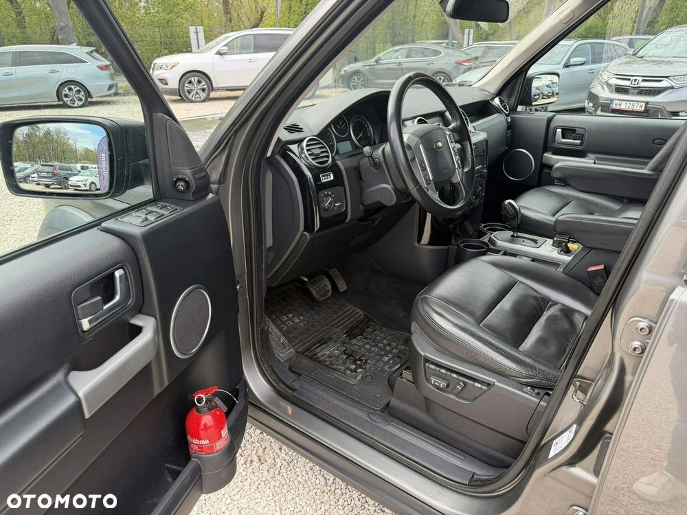 Land Rover Discovery 2.7D V6 HSE - 11