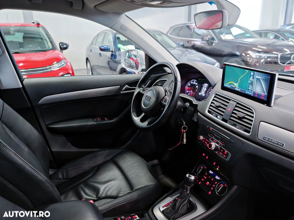 Audi Q3 2.0 TFSI Quattro Stronic Design - 6