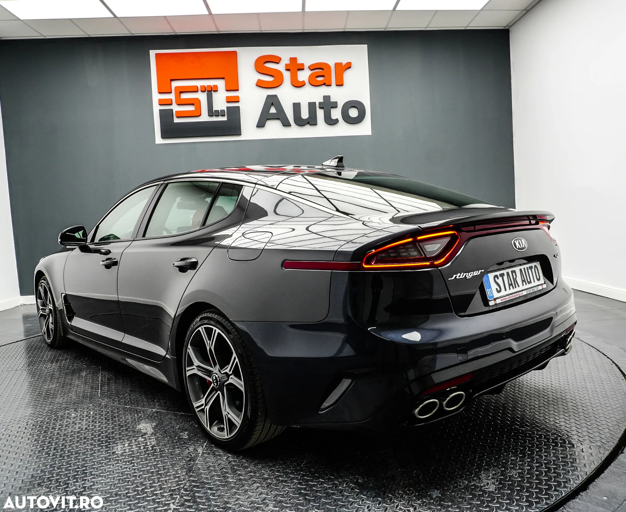 Kia Stinger 3.3 T-GDI AWD GT - 5