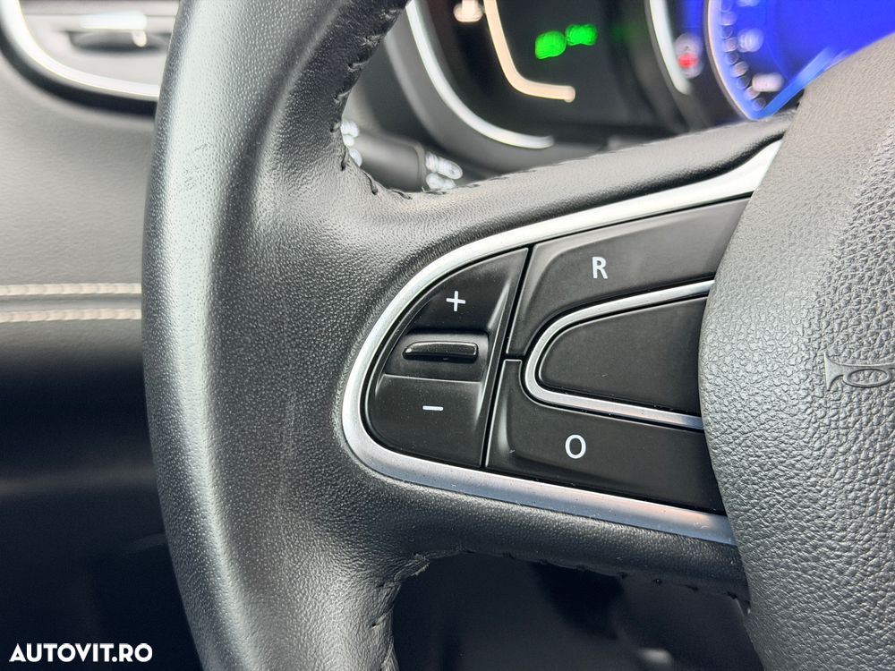 Renault Scenic ENERGY dCi 110 LIMITED - 31