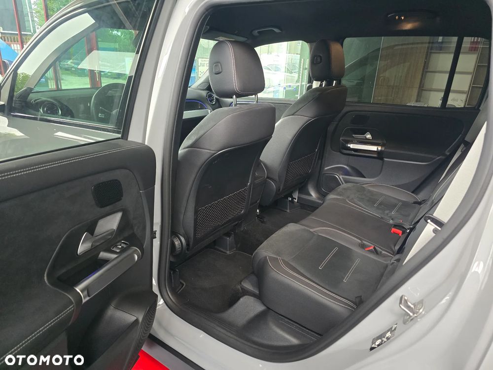 Mercedes-Benz GLB 200 AMG Line 7G-DCT - 5