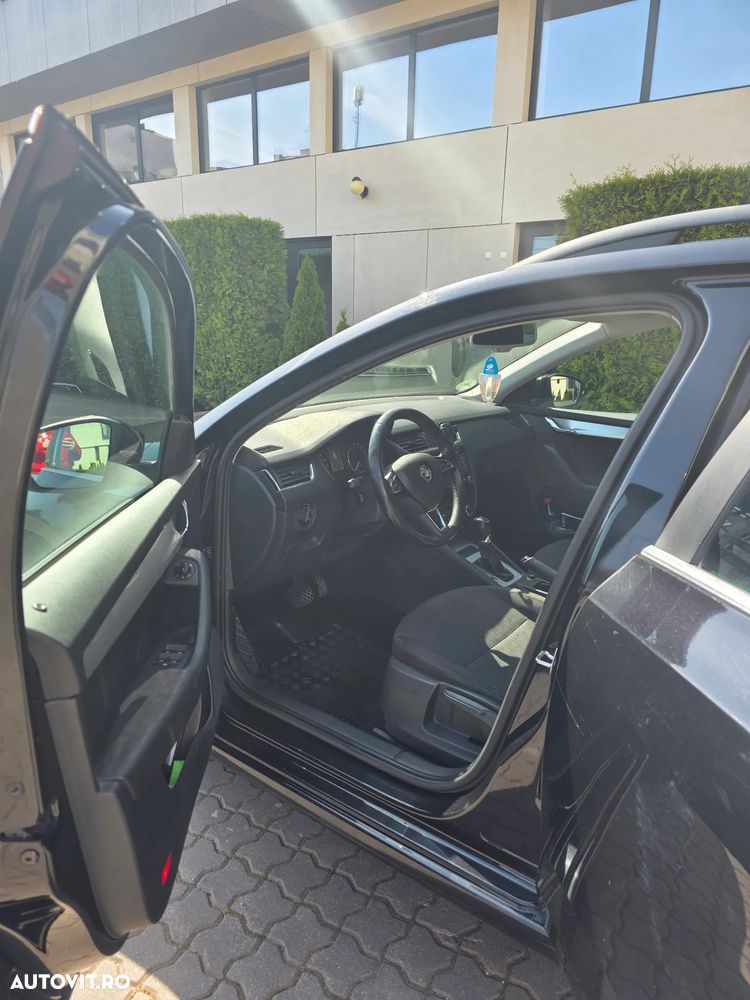 Skoda Octavia 2.0 TDI ELEGANCE DSG - 7