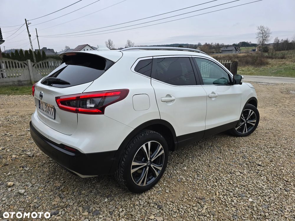 Nissan Qashqai 1.6 DCi 4x4 N-Connecta - 3