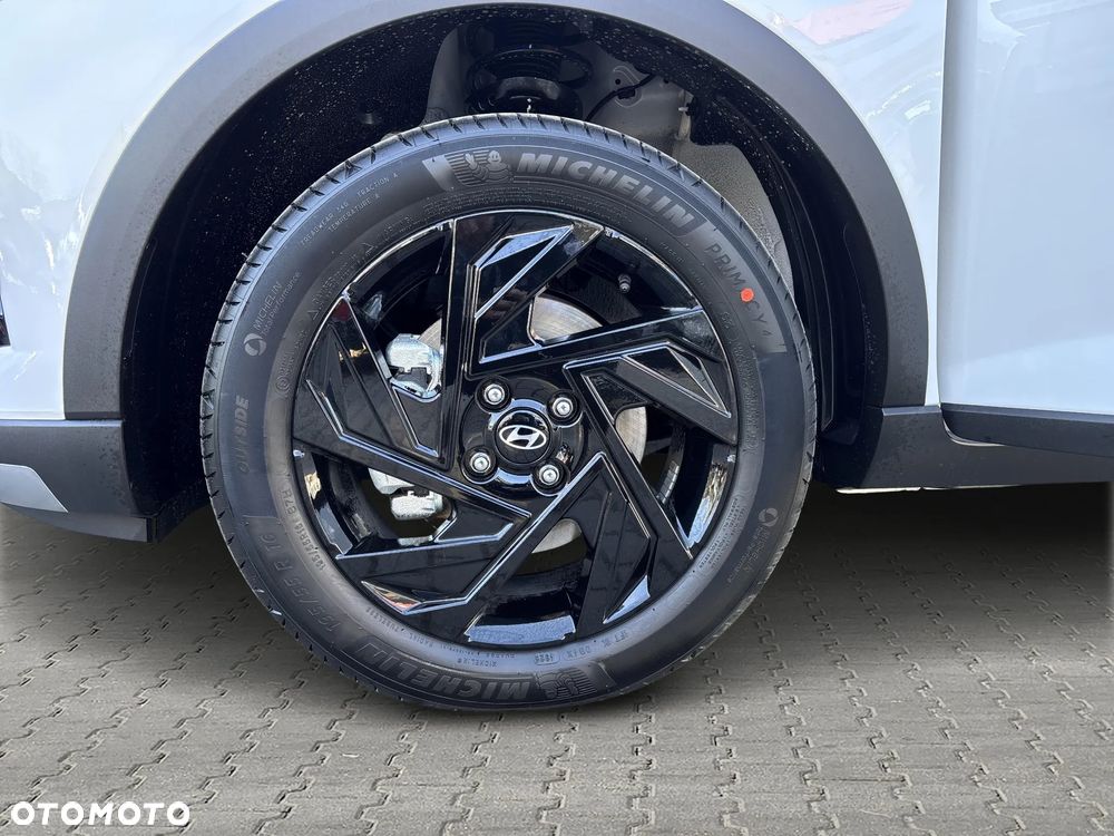 Hyundai Bayon 1.0 T-GDI Smart Black - 18