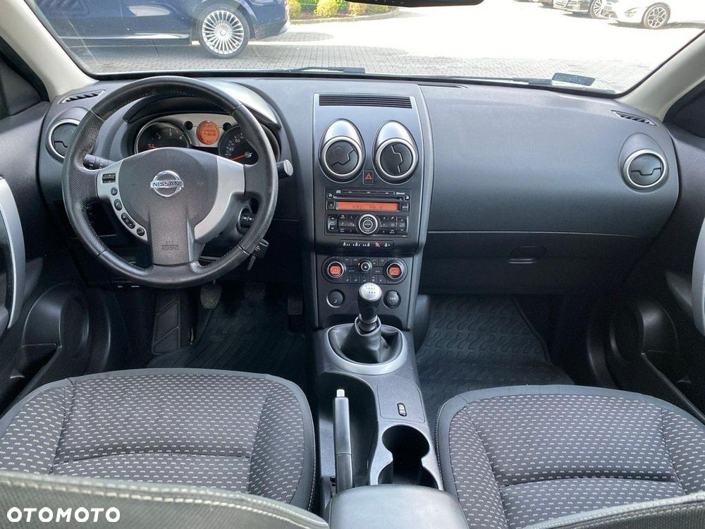 Nissan Qashqai - 12