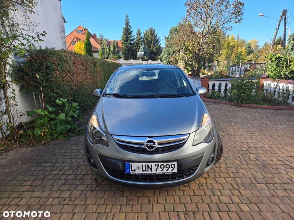 Opel Corsa D 2014 photo 3