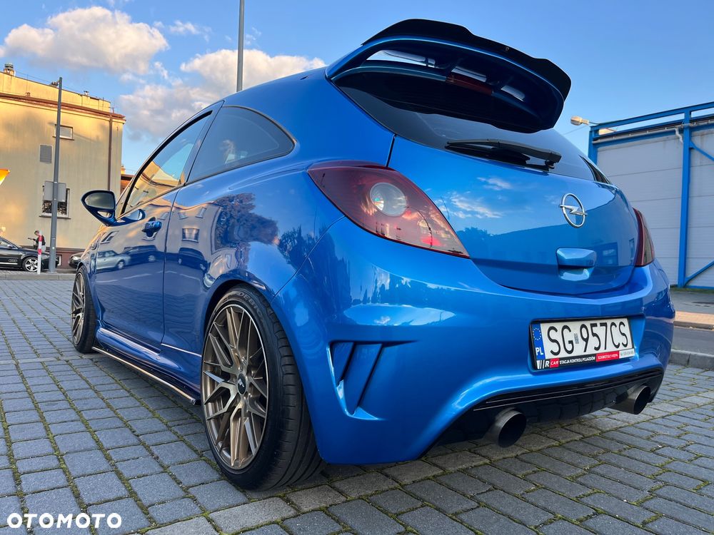 Opel Corsa 1.6T OPC - 32