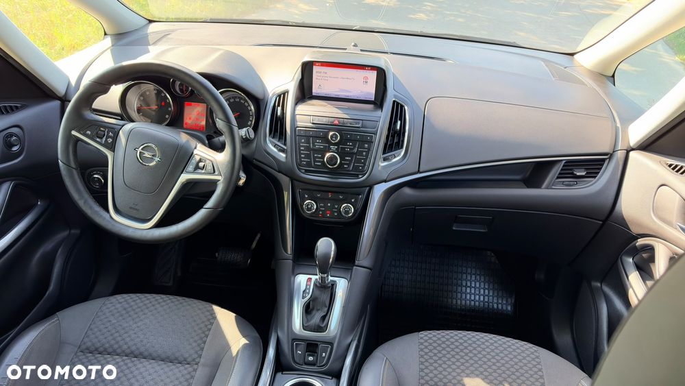 Opel Zafira Tourer 1.4 Turbo Automatik Business Edition - 16