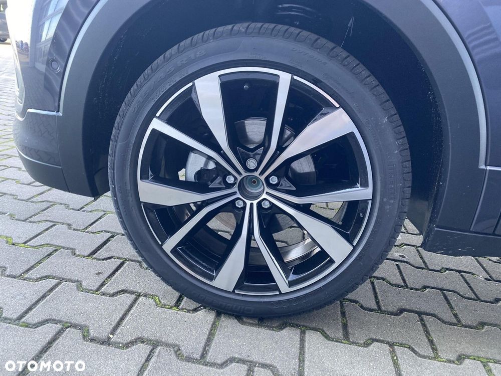 Volkswagen T-Cross - 18