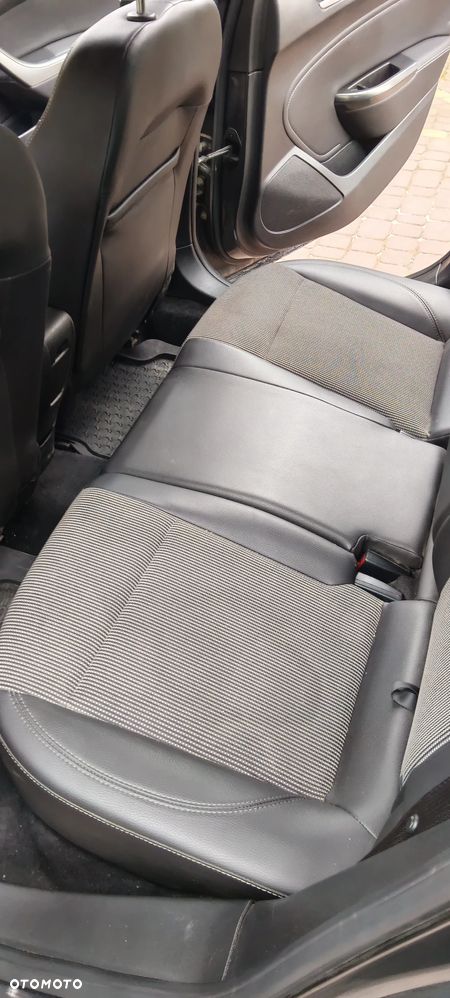 Opel Astra 1.7 CDTI - 11