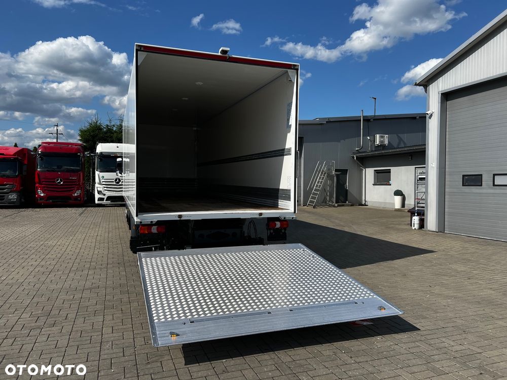 Mercedes-Benz ATEGO - 23