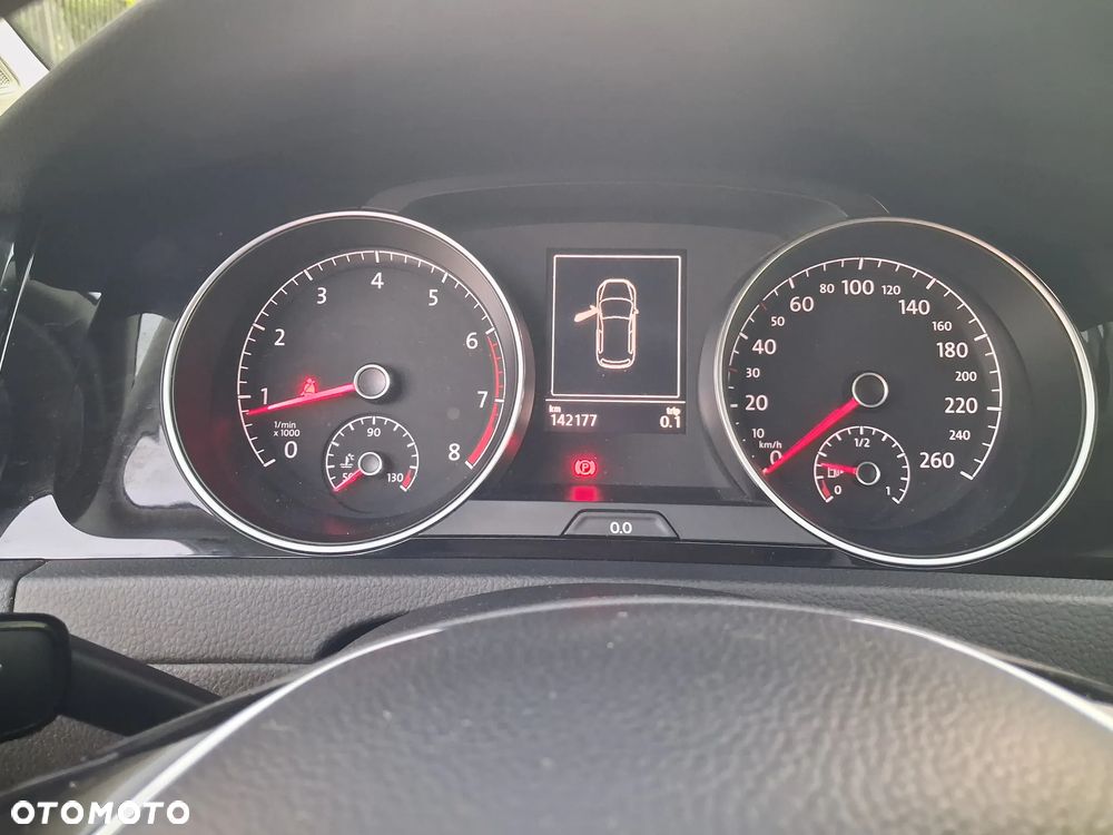 Volkswagen Golf 1.4 TSI BMT Comfortline - 17