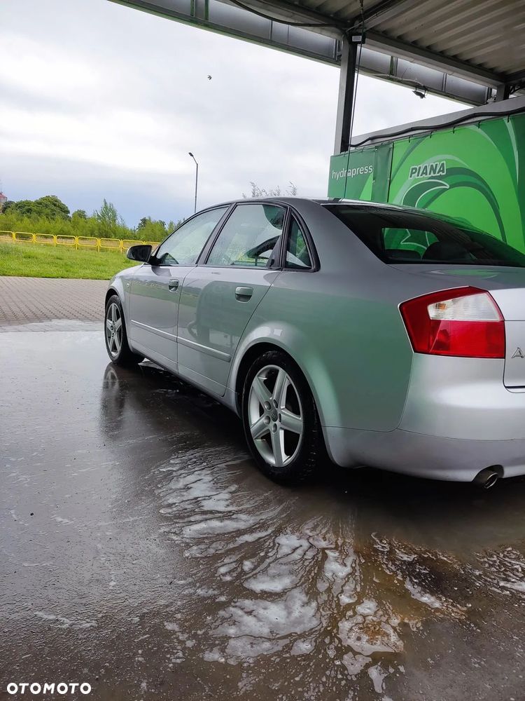 Audi A4 Limousine 1.8 T - 11