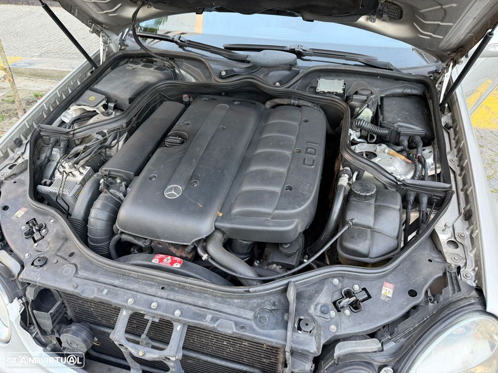 Mercedes-Benz E 320 CDi Avantgarde - 20