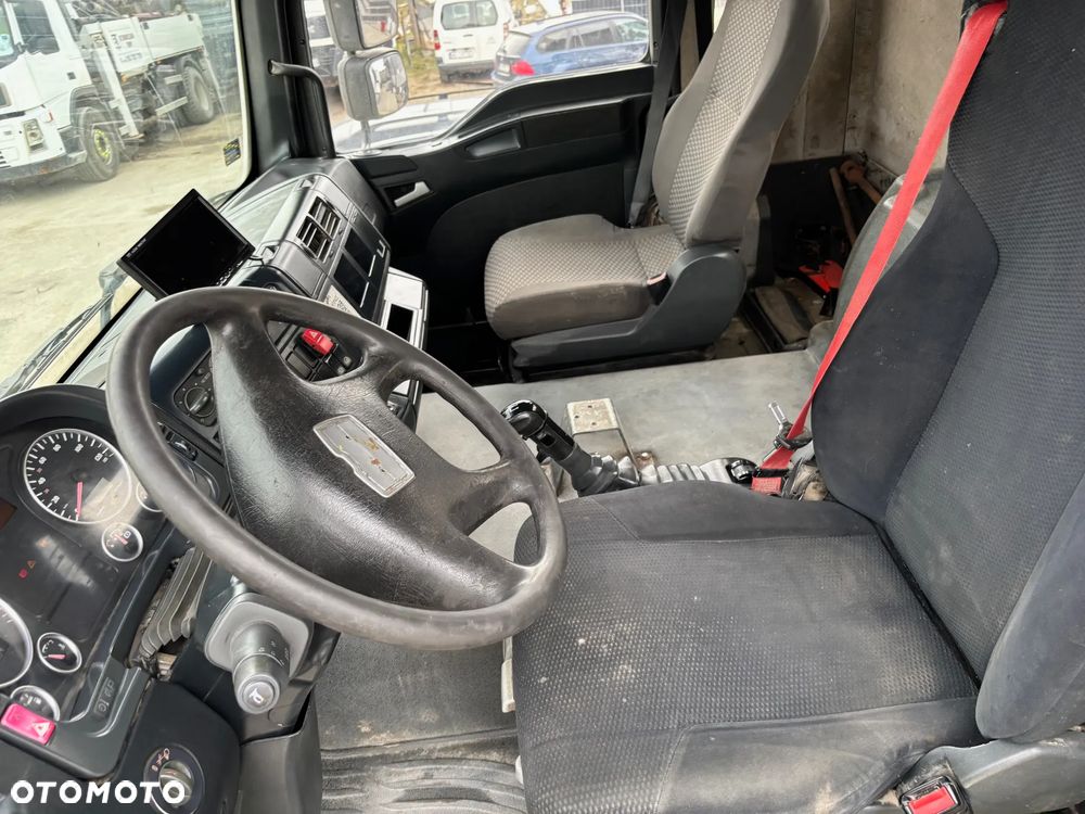 MAN TGA 32.360 Liebherr 9m3 - 8