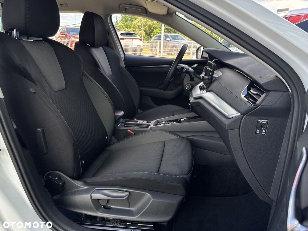 Skoda Octavia 1.5 TSI e-Tec Ambition DSG - 11