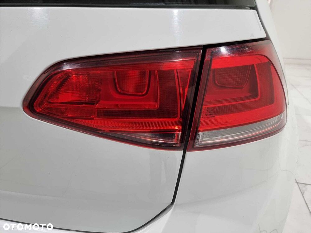 Volkswagen Golf - 30